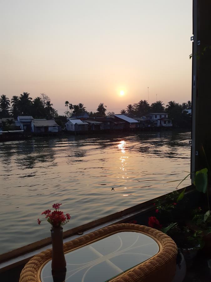 Nam Thi Holiday Home ไก๋เบ ภายนอก รูปภาพ